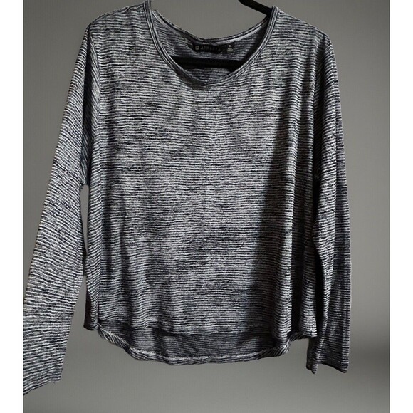 Athleta Breezy Gray Striped Stretchy Top Cut Out Back Long Sleeve Women’s XL - Picture 1 of 11